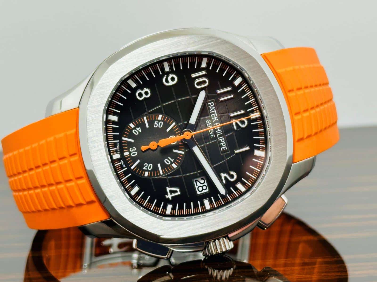 Patek Philippe Aquanaut con correa de caucho naranja